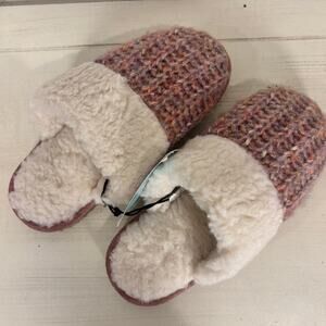 Magellan Outdoors Slippers Clogs hard sole faux fur lined pink knit top Womens S